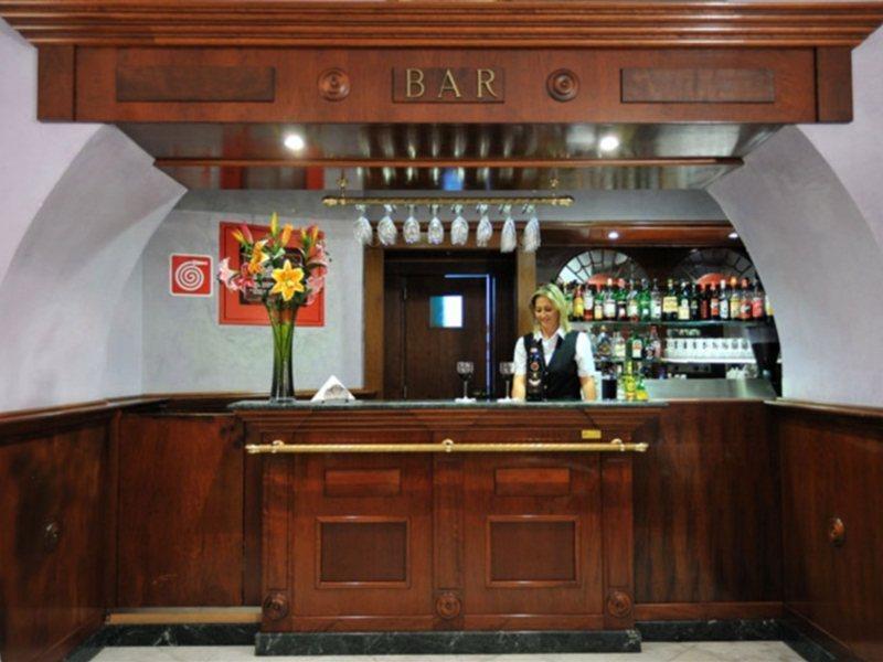 Hotel Virgilio Милан Экстерьер фото
